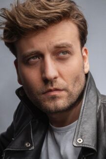 Nezir Çınarlı oyuncu fotoğrafı