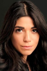 Ceren Moray Yalancılar ve Mumları dizisi oyuncusu