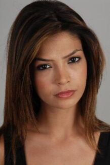 Eda Özerkan Aşk-ı Memnu dizisi oyuncusu