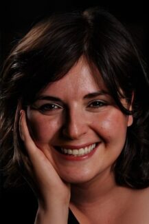 Evren Duyal oyuncu fotoğrafı