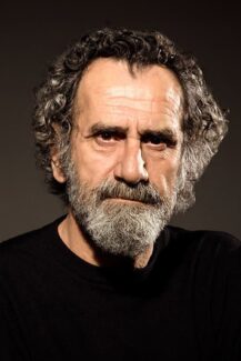 Menderes Samancılar oyuncu fotoğrafı