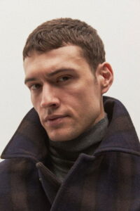 Mümin Karaçil Aynadaki Yabancı dizisi oyuncusu